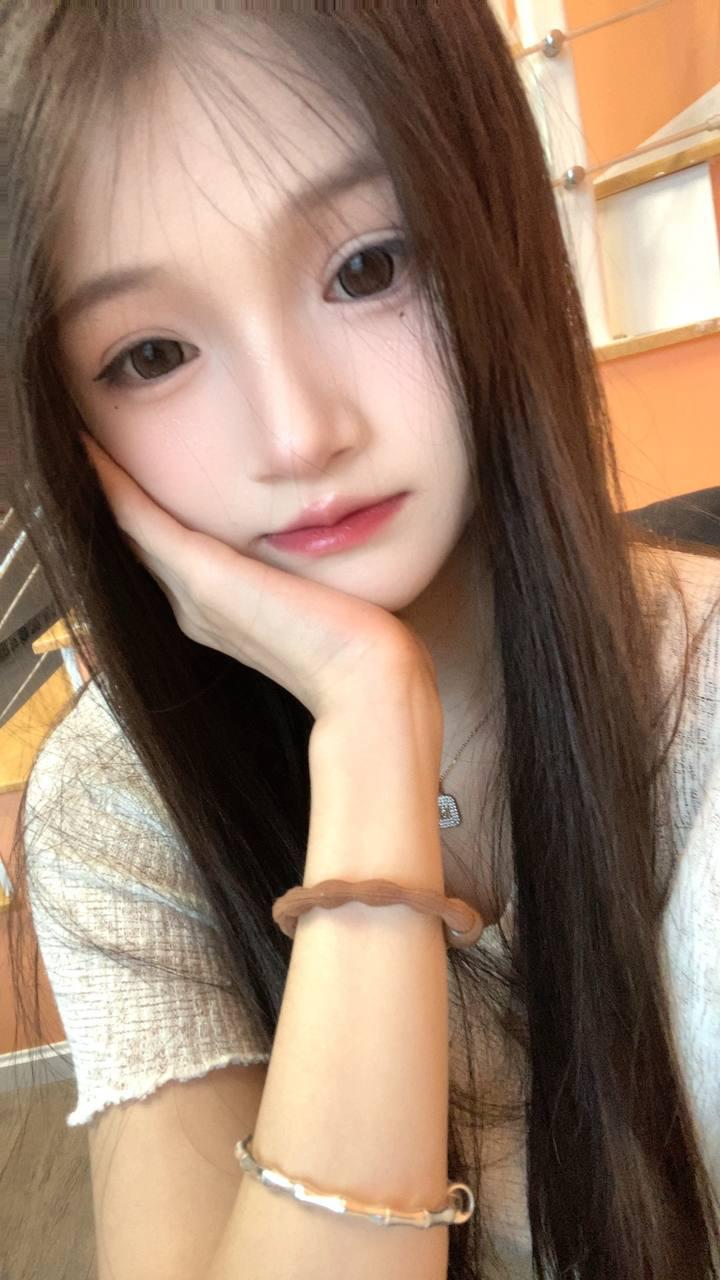 少女感、排骨精、蛇蛇精、态度车（四川省、成都市）资料图片第 2 张