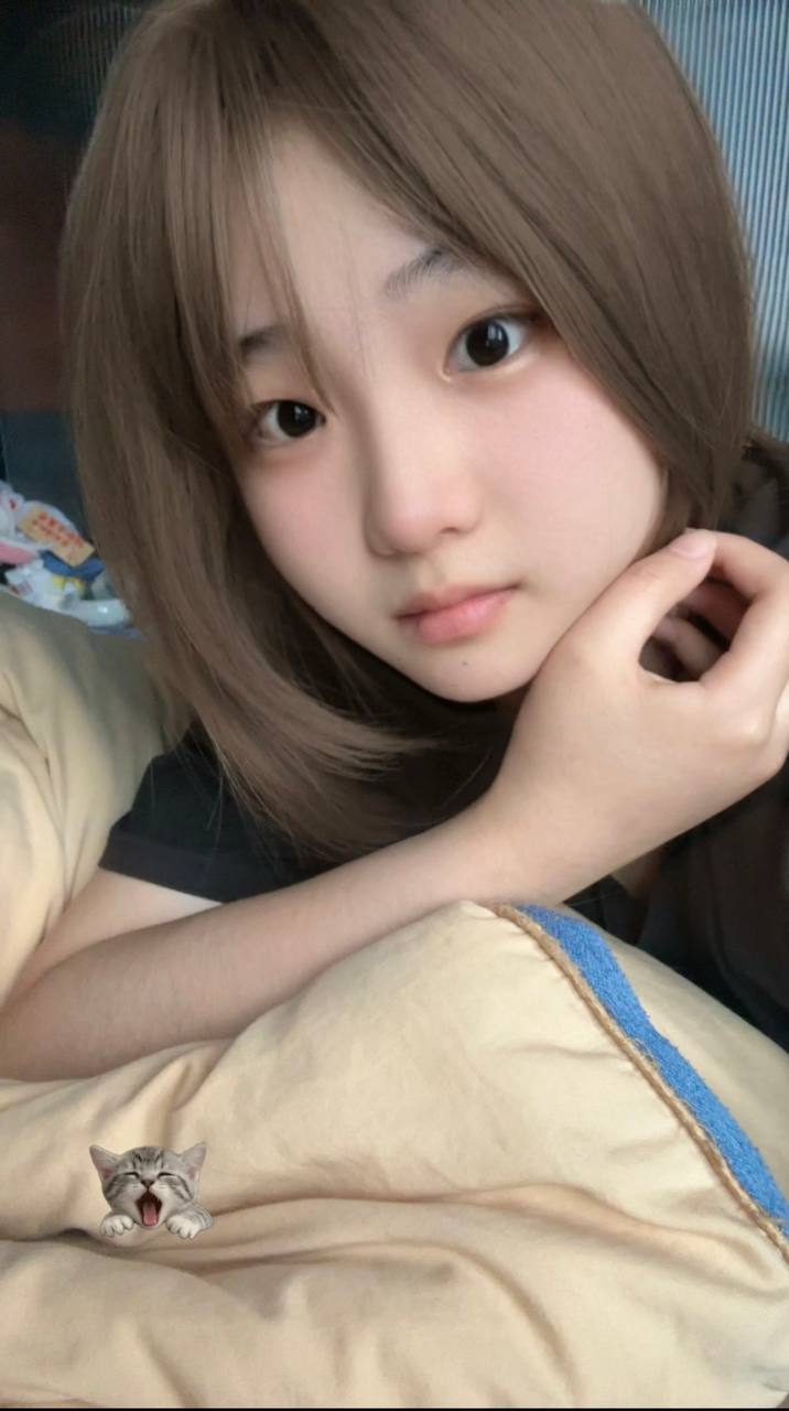 少女感、大长腿、学生感（佛山市、广东省）资料图片第 3 张