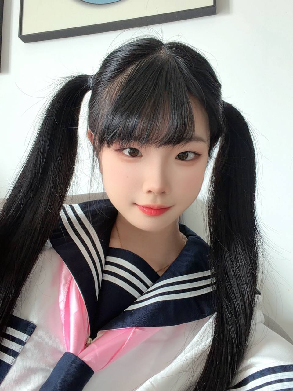 丝袜制服、服务全面、清纯