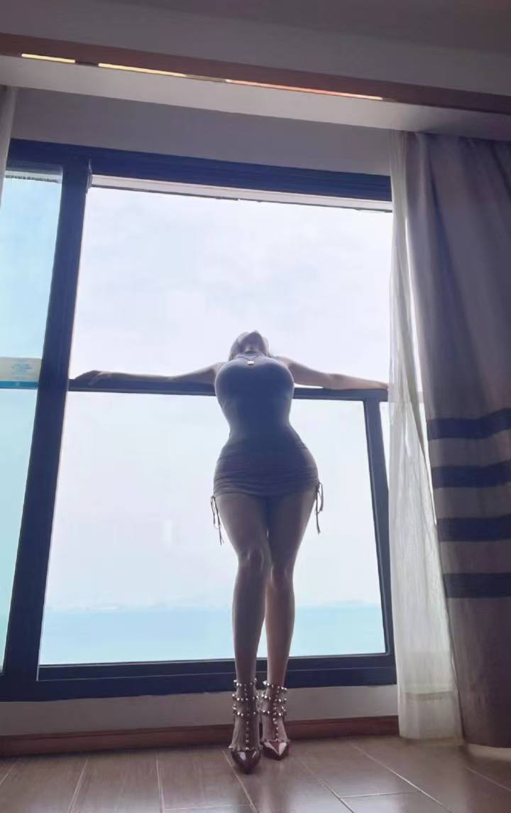 BBW、胸大臀翘、腰细、服务好（内蒙古自治区、呼和浩特市）资料图片第 1 张