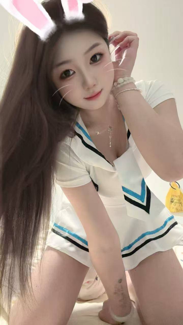 丝袜制服、陪洗澡、老汉推车、车震体验