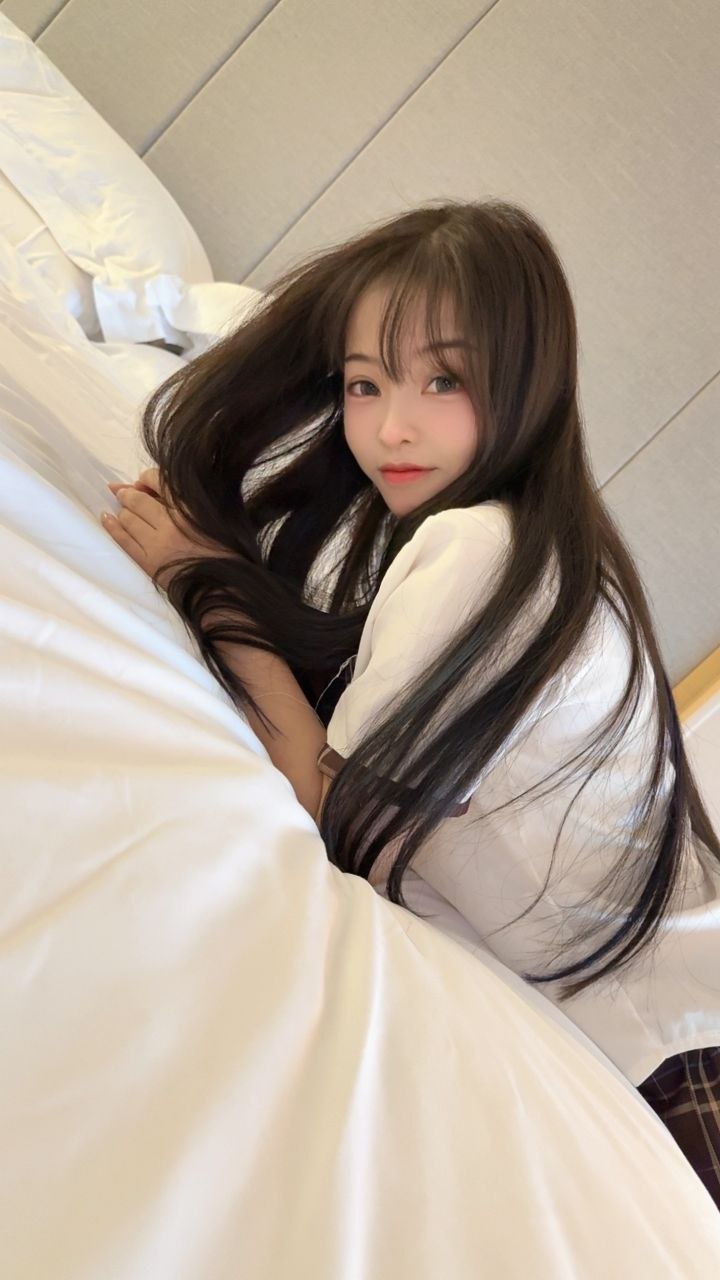 丝袜制服、清纯、甜美、温柔
