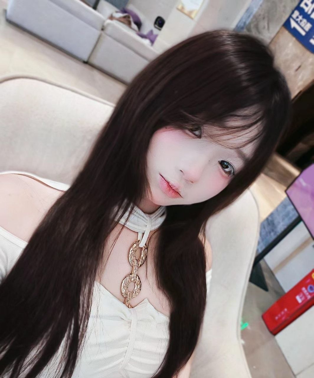 少女感、刚下海、乖巧、清纯
