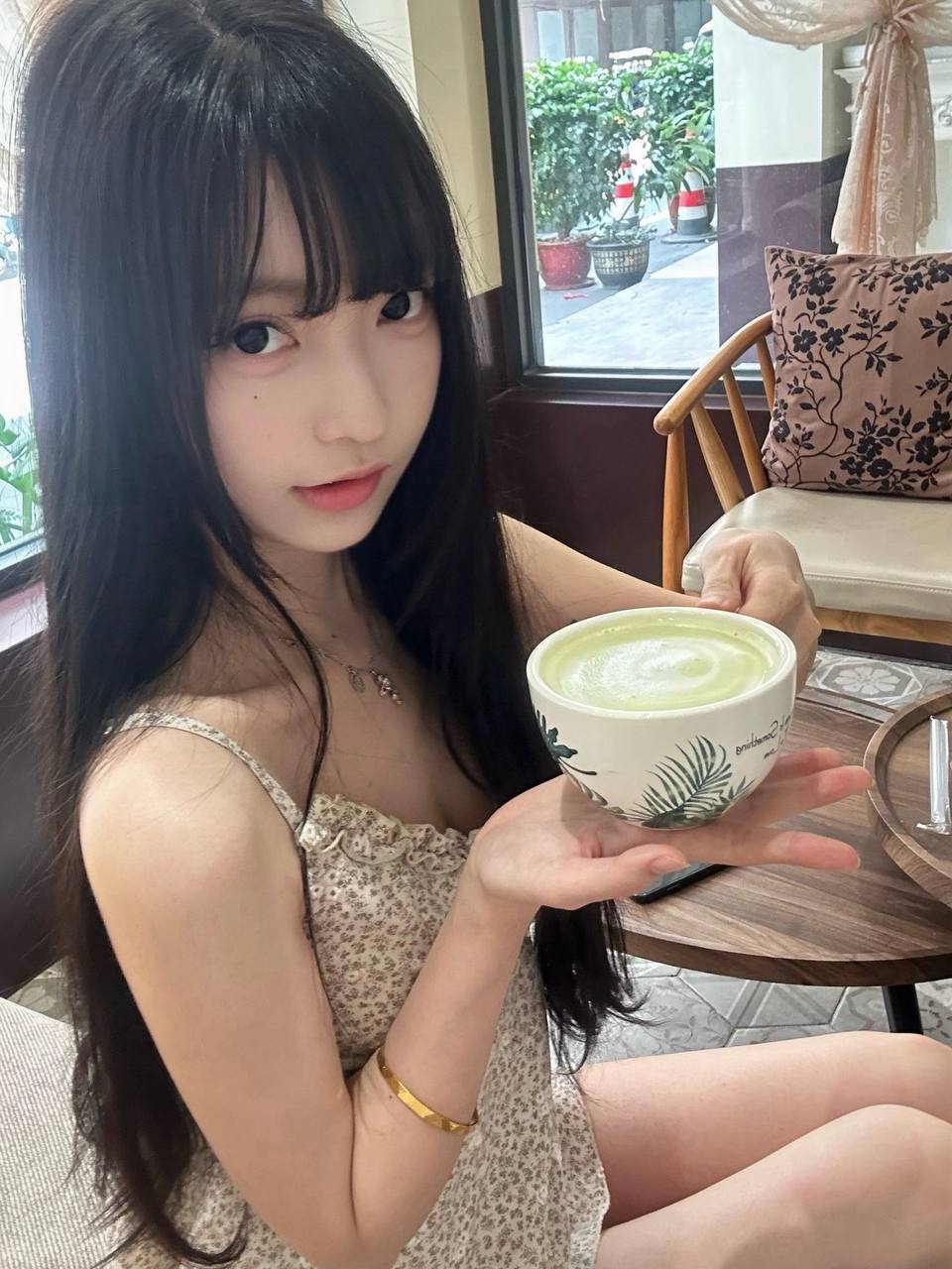 少女感、大长腿、清纯、甜美