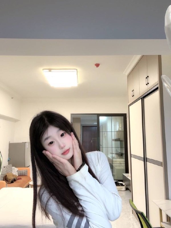 温柔甜美、乖巧可爱、服务全面、学生感（武汉市、湖北省）资料图片第 18 张