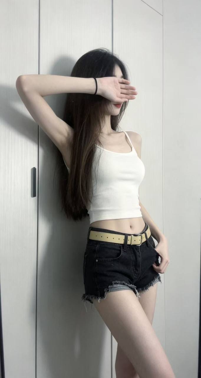 少女感、高挑、美胸（云南省、昆明市）资料图片第 2 张