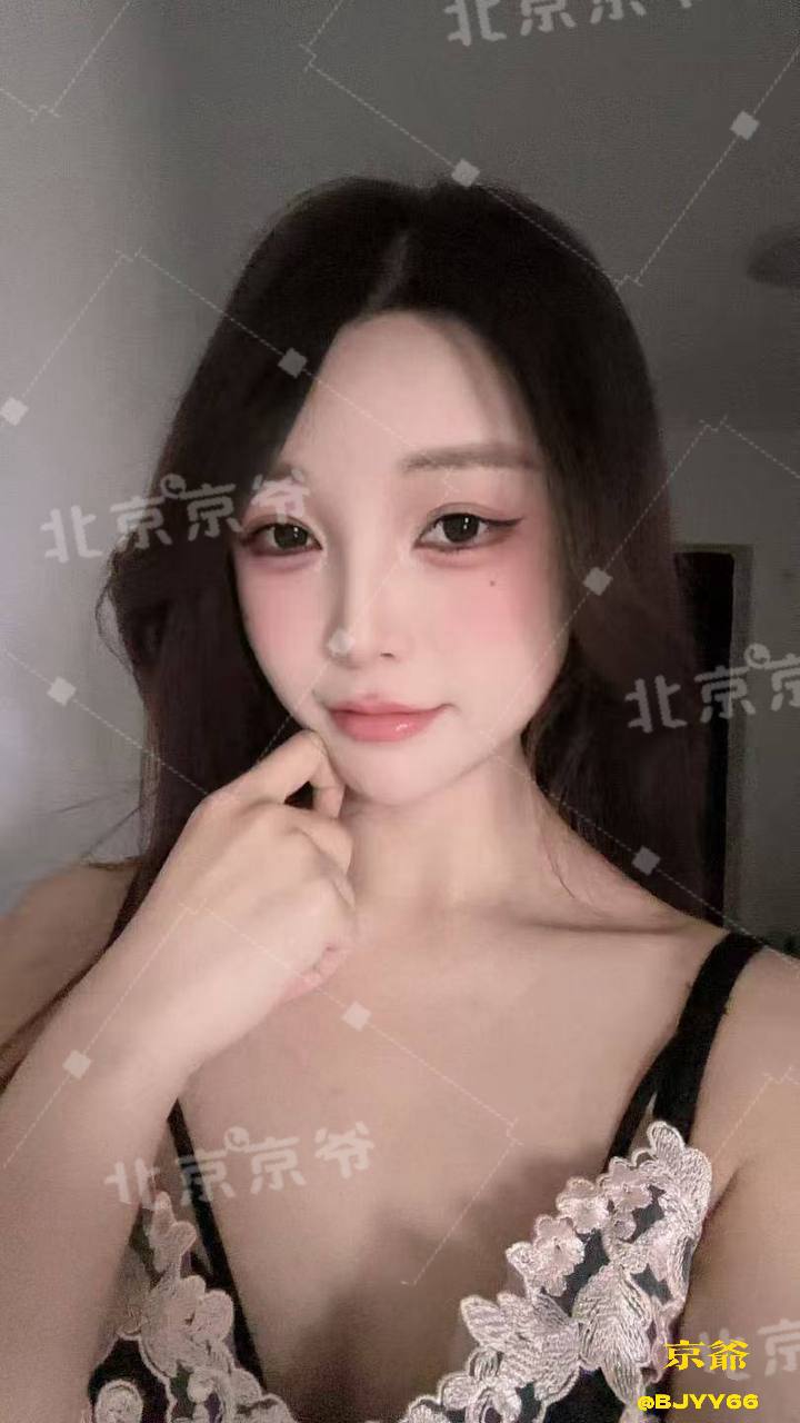 小巧伊人、清纯、甜美（北京市、北京市）资料图片第 3 张