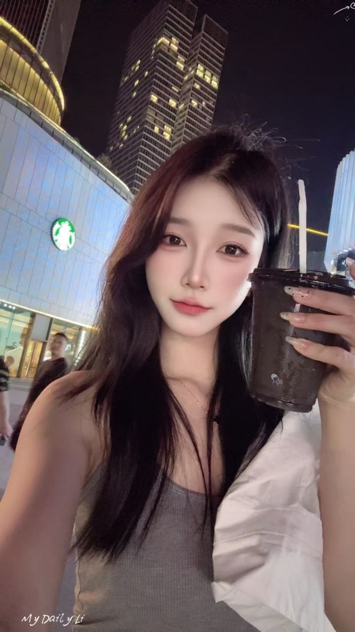 69、丝袜制服、清纯、甜美（广东省、深圳市）资料图片第 2 张