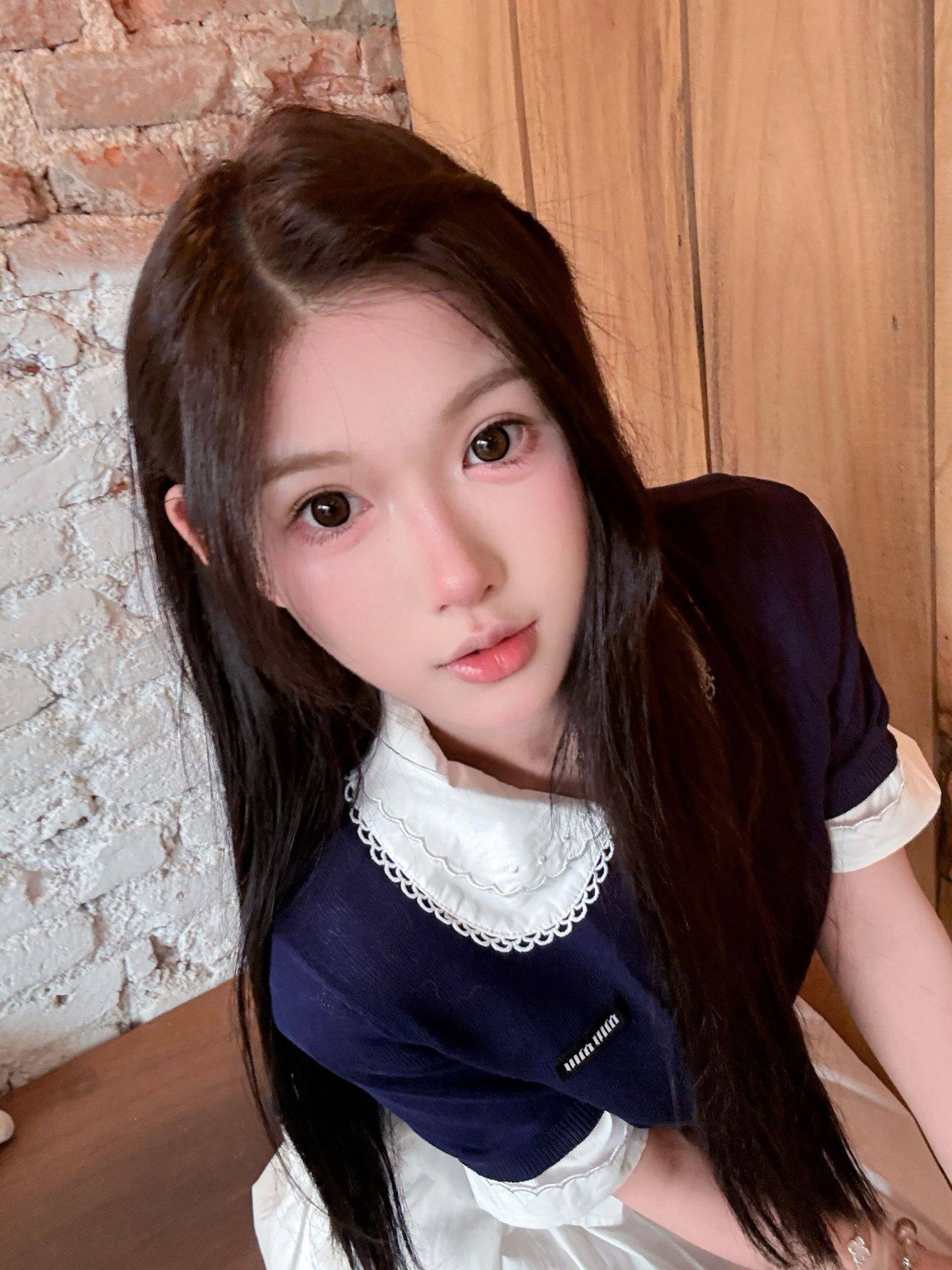 少女感、大长腿、年轻、清纯