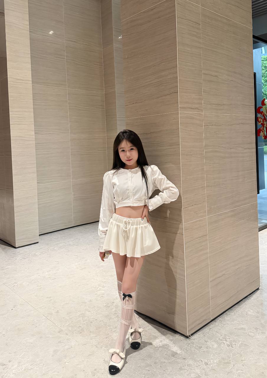 少女感、制服丝袜、清纯、甜美