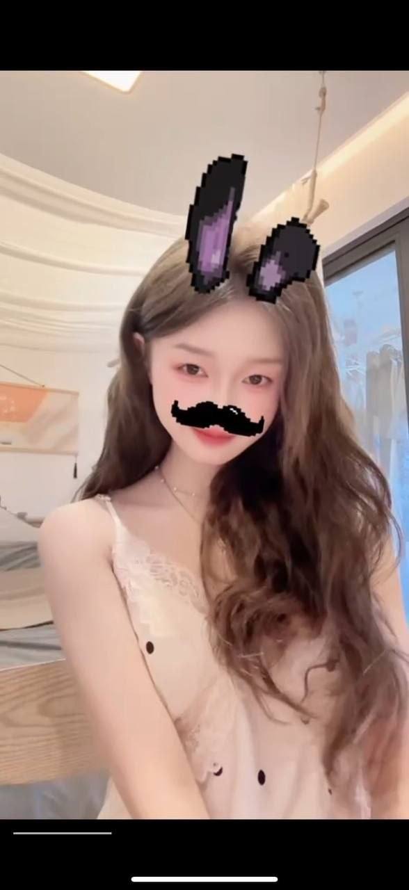 年轻白皙、丝足诱惑、御姐甜妹、清纯