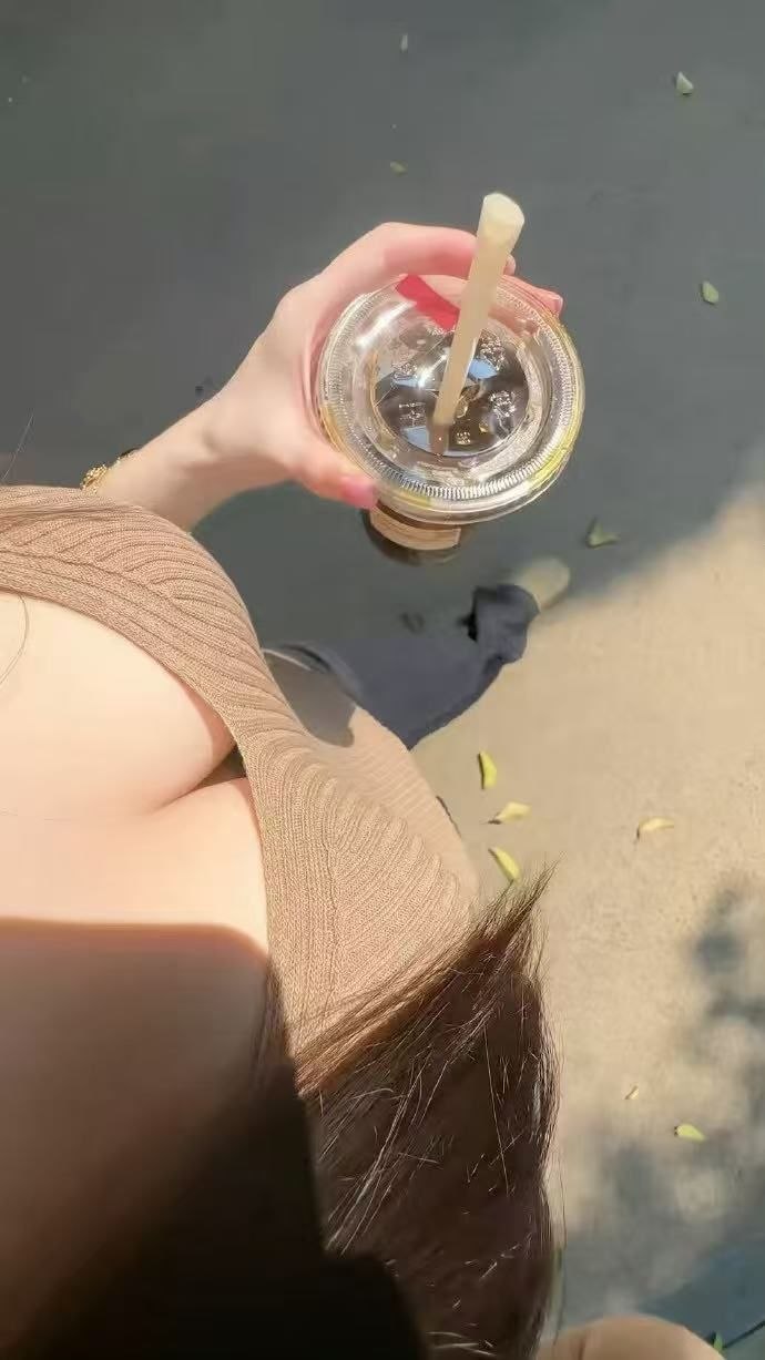 69、制服诱惑、清纯（重庆市、重庆市）资料图片第 4 张