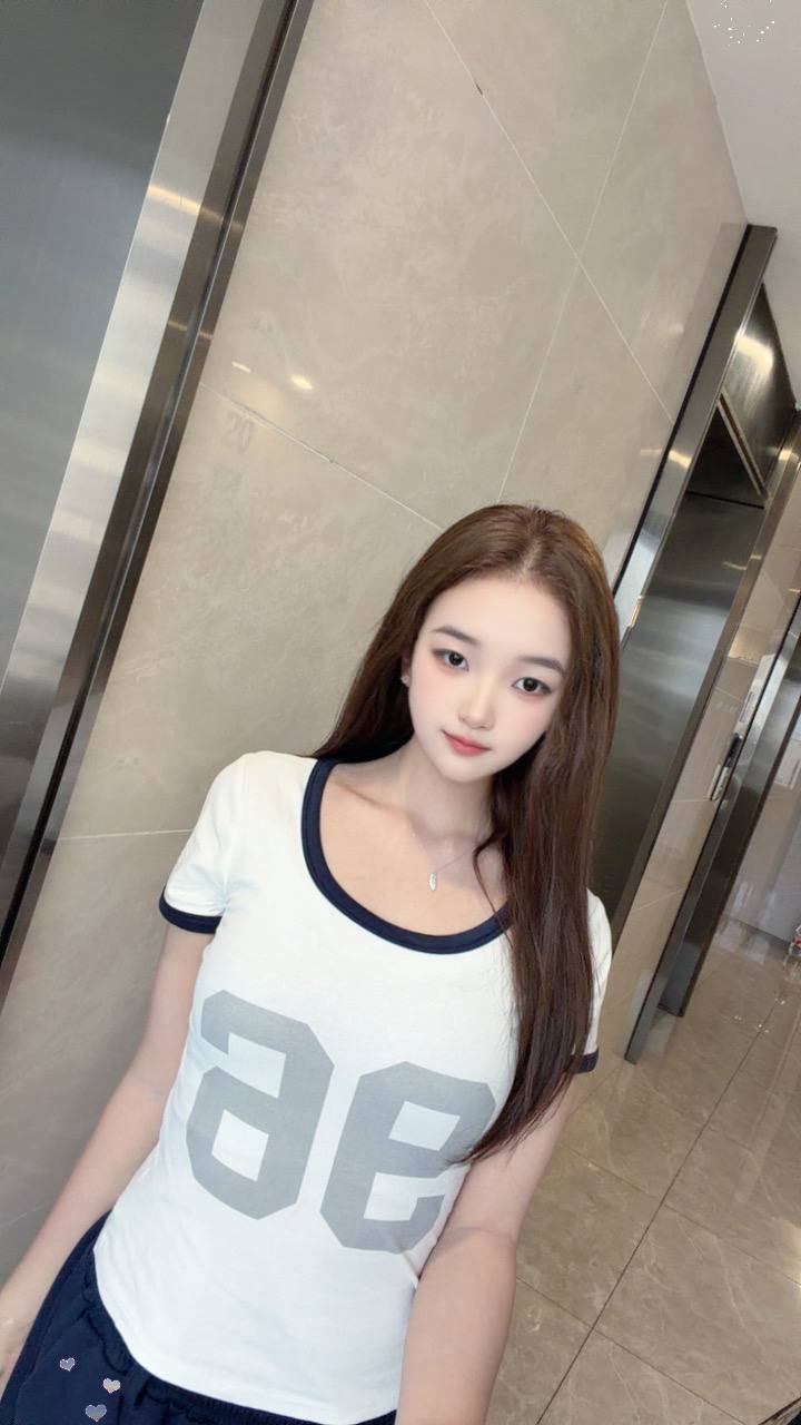 少女感、大长腿、清纯、甜美