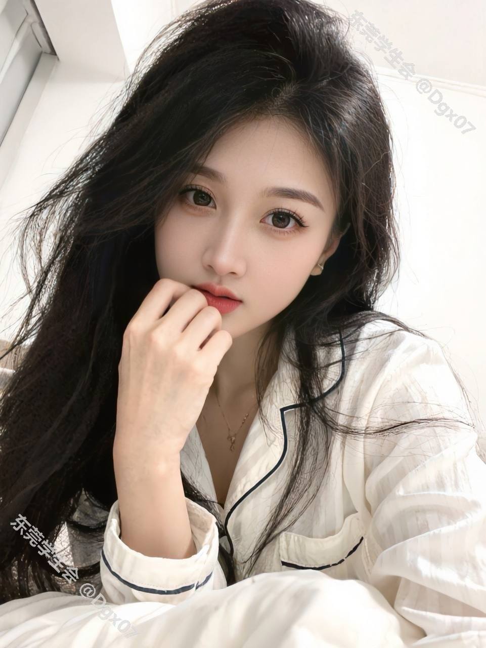 皮肤白皙、清纯波霸、配合度高