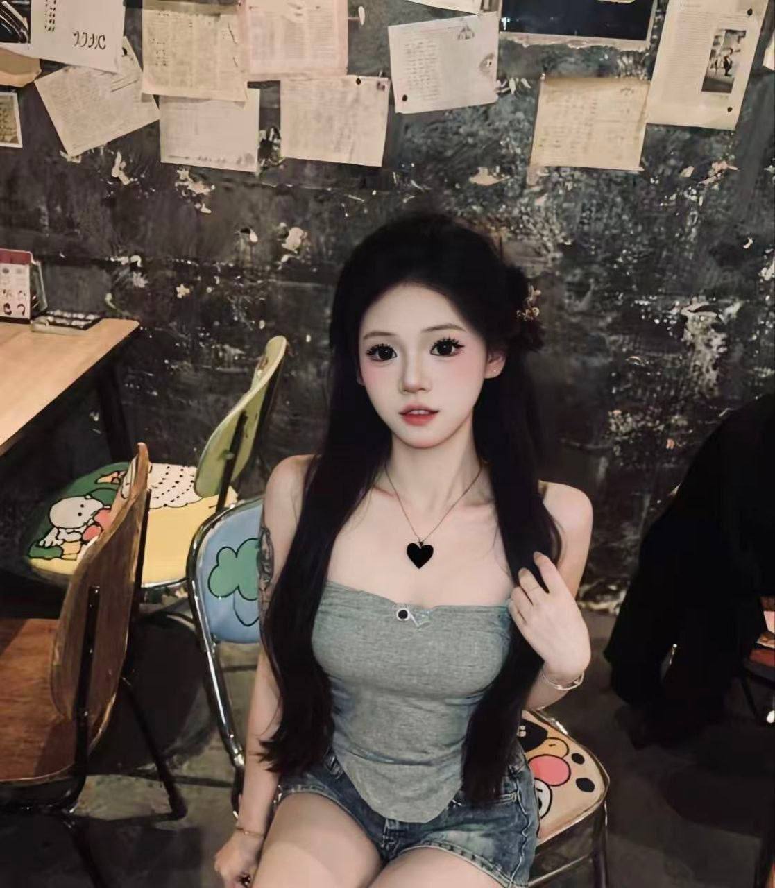 御姐、耐看、态度好