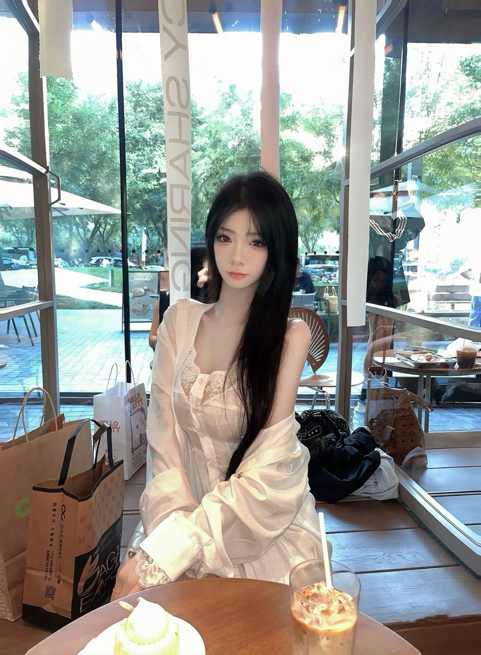 丝袜、清纯、甜美、丝袜制服（广东省、深圳市）资料图片第 7 张