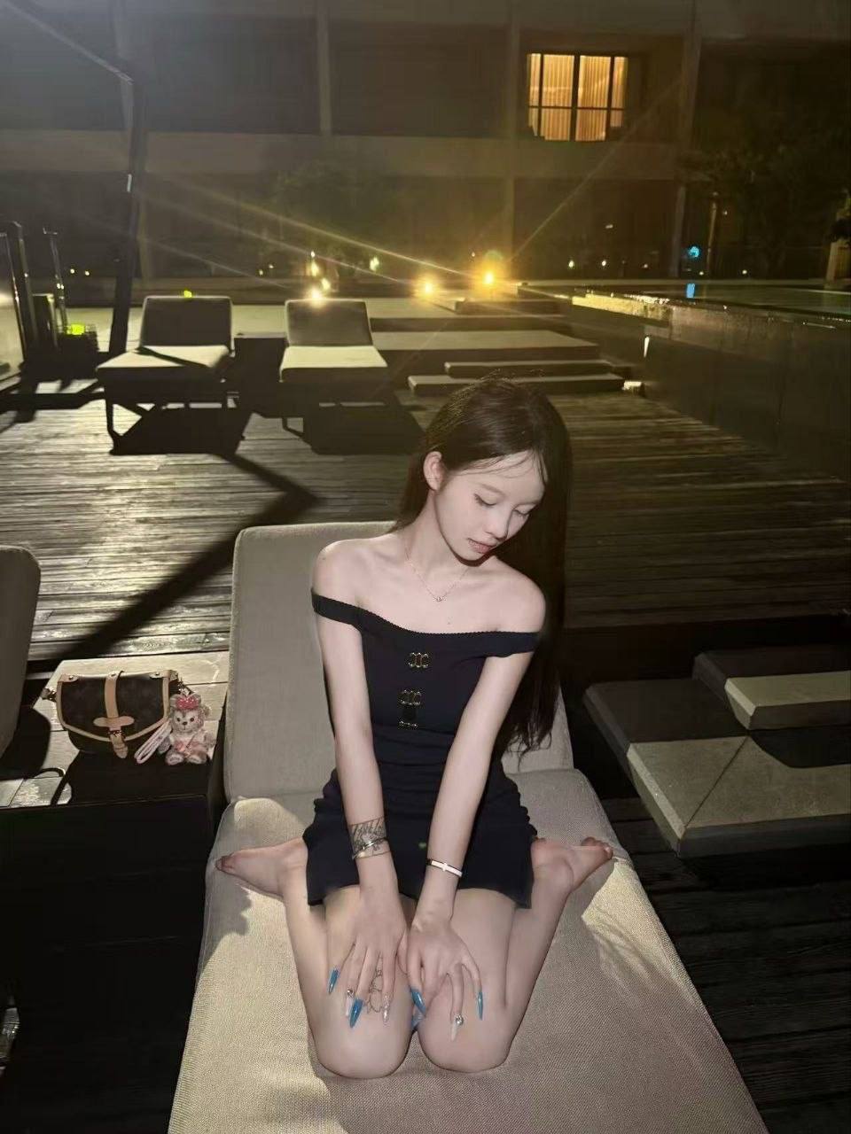 调情、清纯、甜美