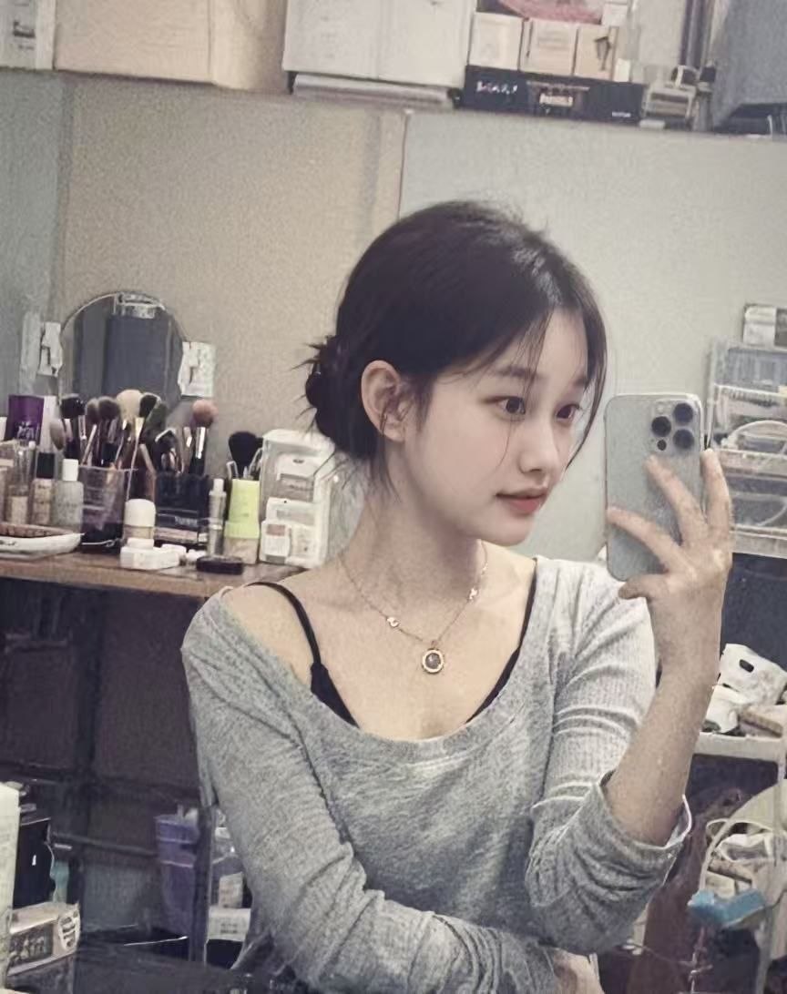 少女感、包夜、制服风、年轻