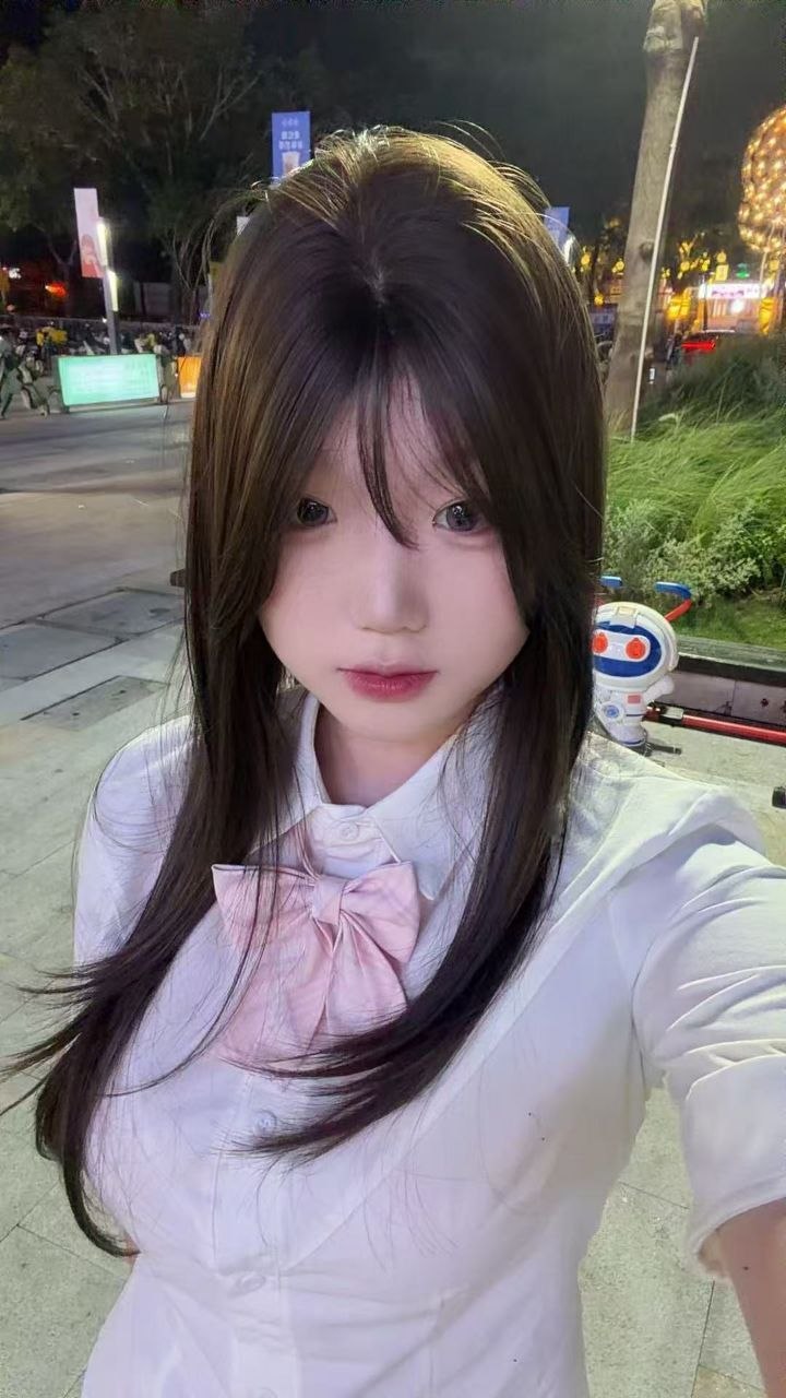 少女感、制服诱惑、清纯、甜美（杭州市、浙江省）资料图片第 1 张