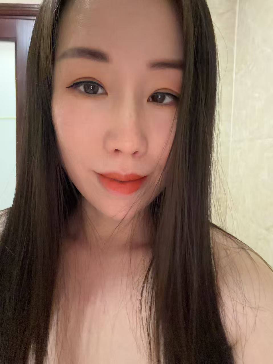 可吻可69、丝袜换装、舌滑漫游、尺度大（太原市、山西省）资料图片第 3 张