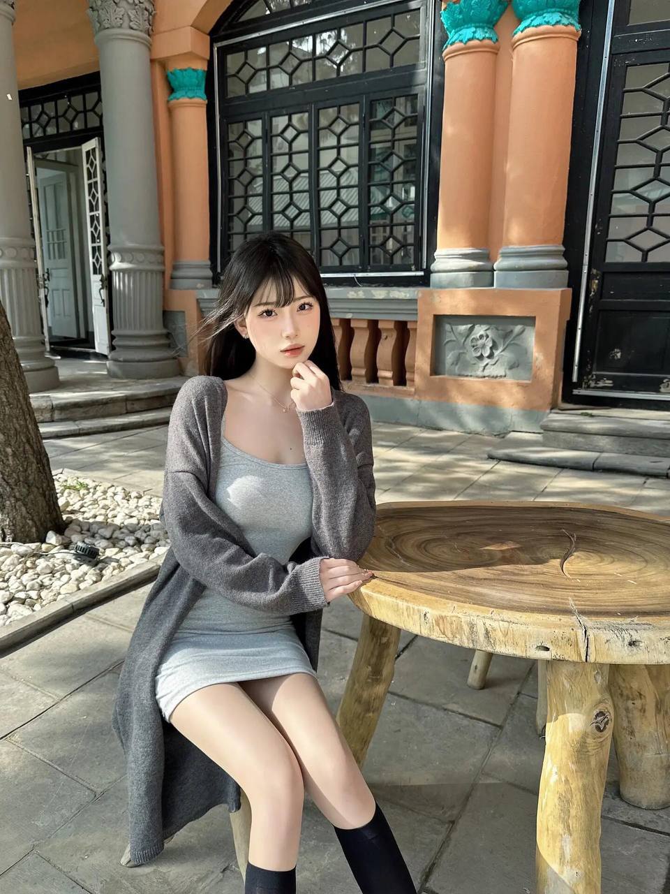皮肤白嫩、主动热情、女友感强、丝袜诱惑