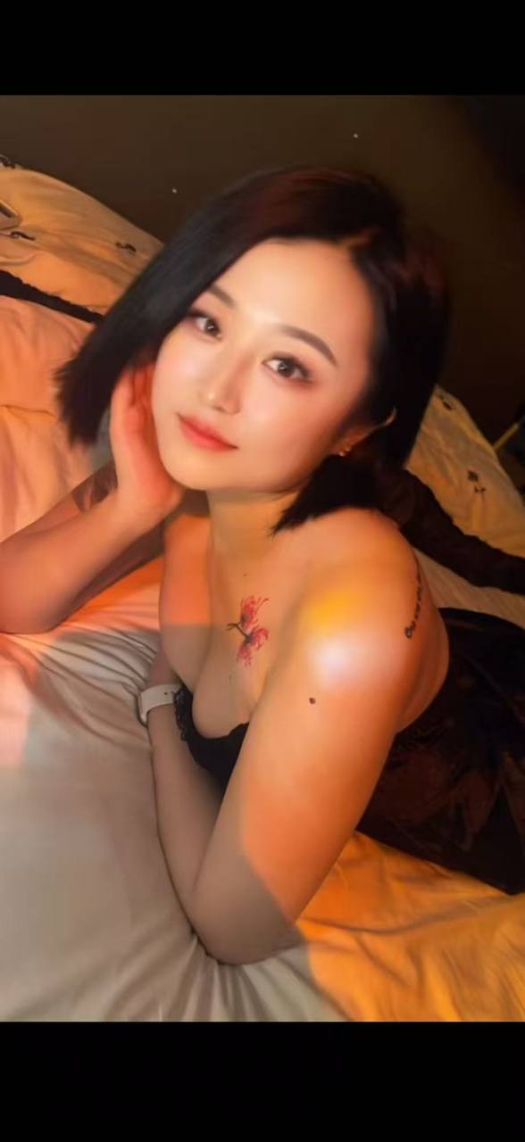 服务系、温柔体贴、制服丝袜、服务控（武汉市、湖北省）资料图片第 2 张