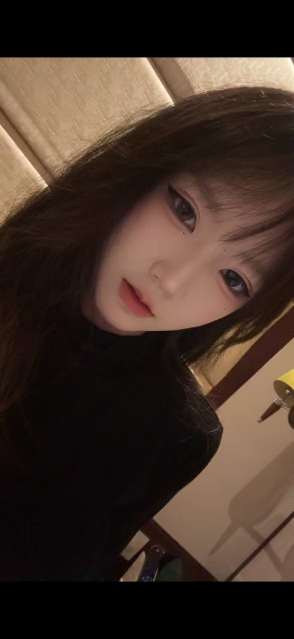 清纯可爱、制服诱惑、姿势配合