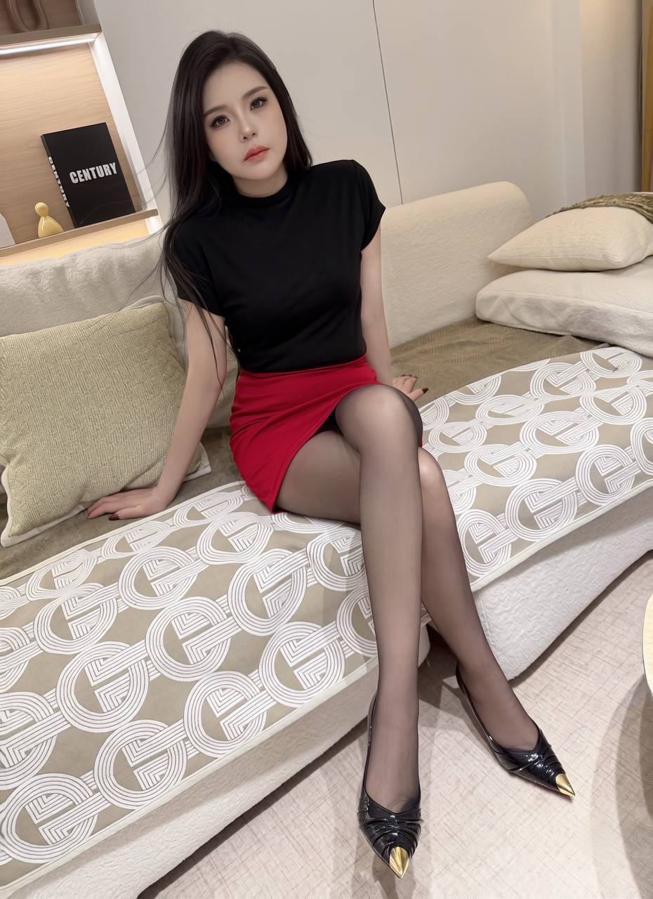 性感御姐、水多易高潮、温柔配合、丝袜制服（太原市、山西省）资料图片第 3 张