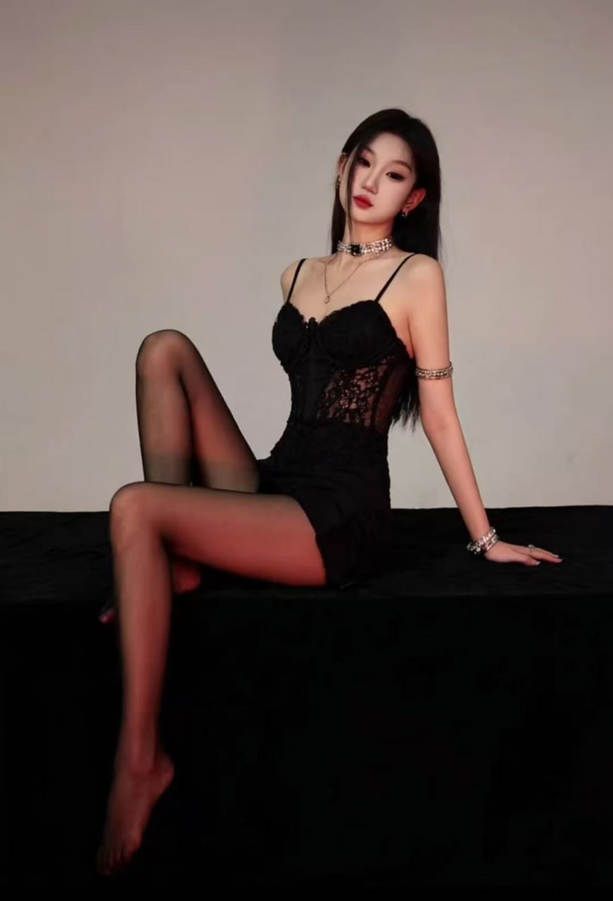 少女感、黑丝、可配合