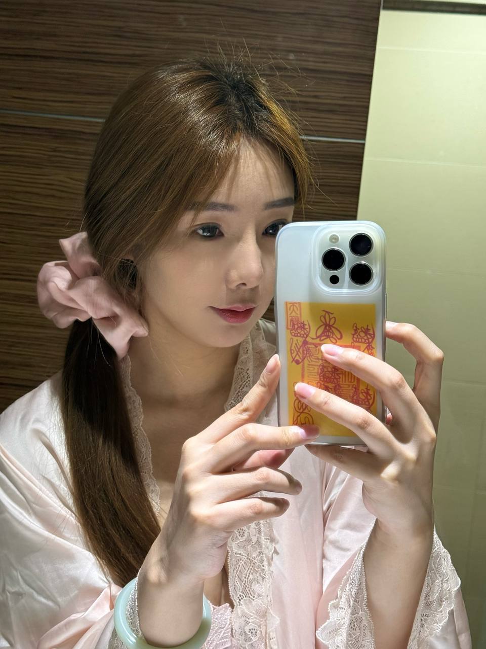 身材好、皮肤滑嫩、乖巧可爱、清纯（西安市、陕西省）资料图片第 4 张