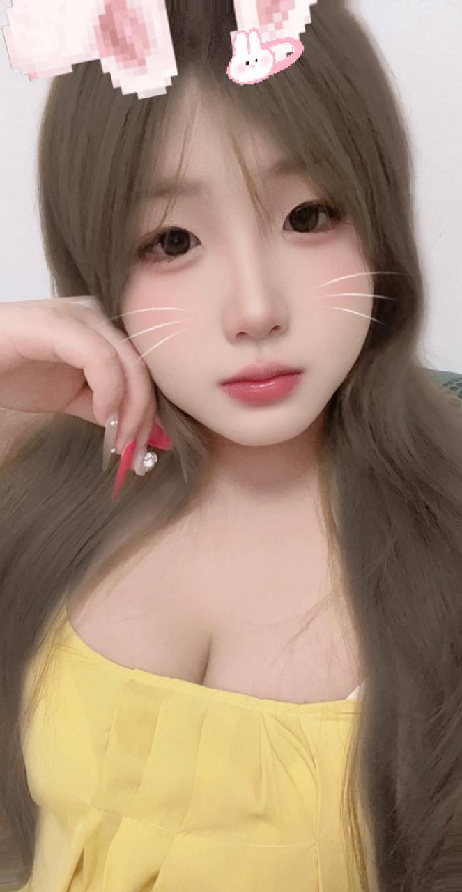 少女感、微胖、清纯