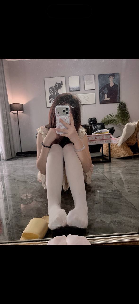 皮肤滑嫩、听话懂事、配合度高、制服诱惑