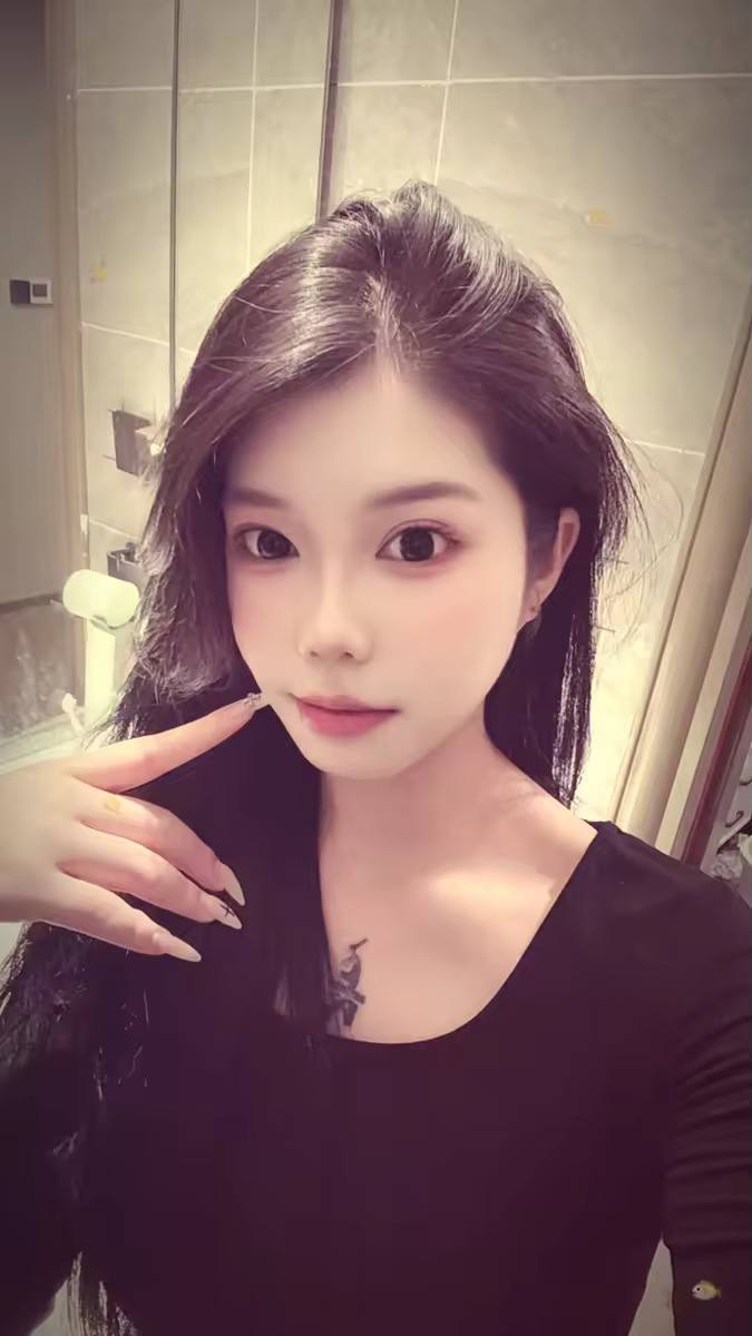 御姐系、制服诱惑、主动热情、小鸟依人