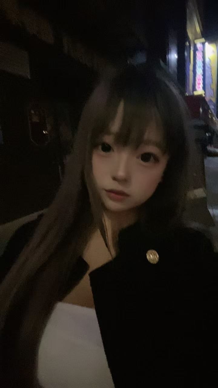陪洗、水多、清纯、少女感（河南省、郑州市）资料图片第 4 张