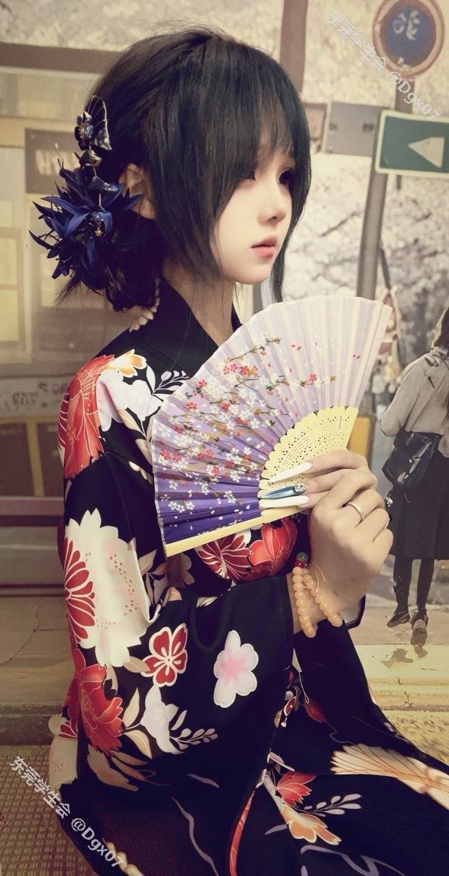 清纯嫩妹、敏感体质、黑丝制服（东莞市、广东省）资料图片第 2 张