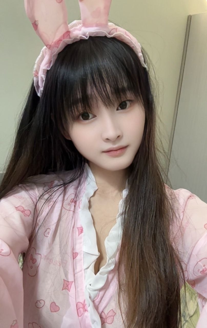 丝袜制服、女友感、清纯、甜美（广东省、深圳市）资料图片第 3 张
