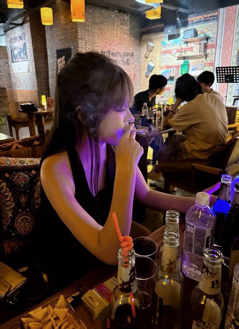 少女感、女友感、态度好、颜值高