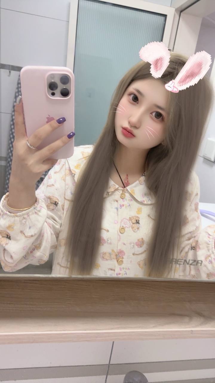 颜控、腿控、少女感
