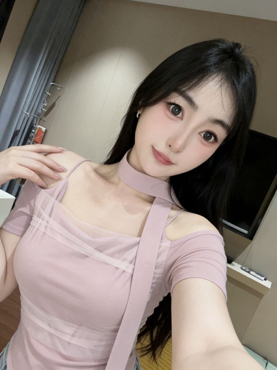 嫩妹、舌吻、女友感、制服诱惑（广东省、广州市）资料图片第 2 张