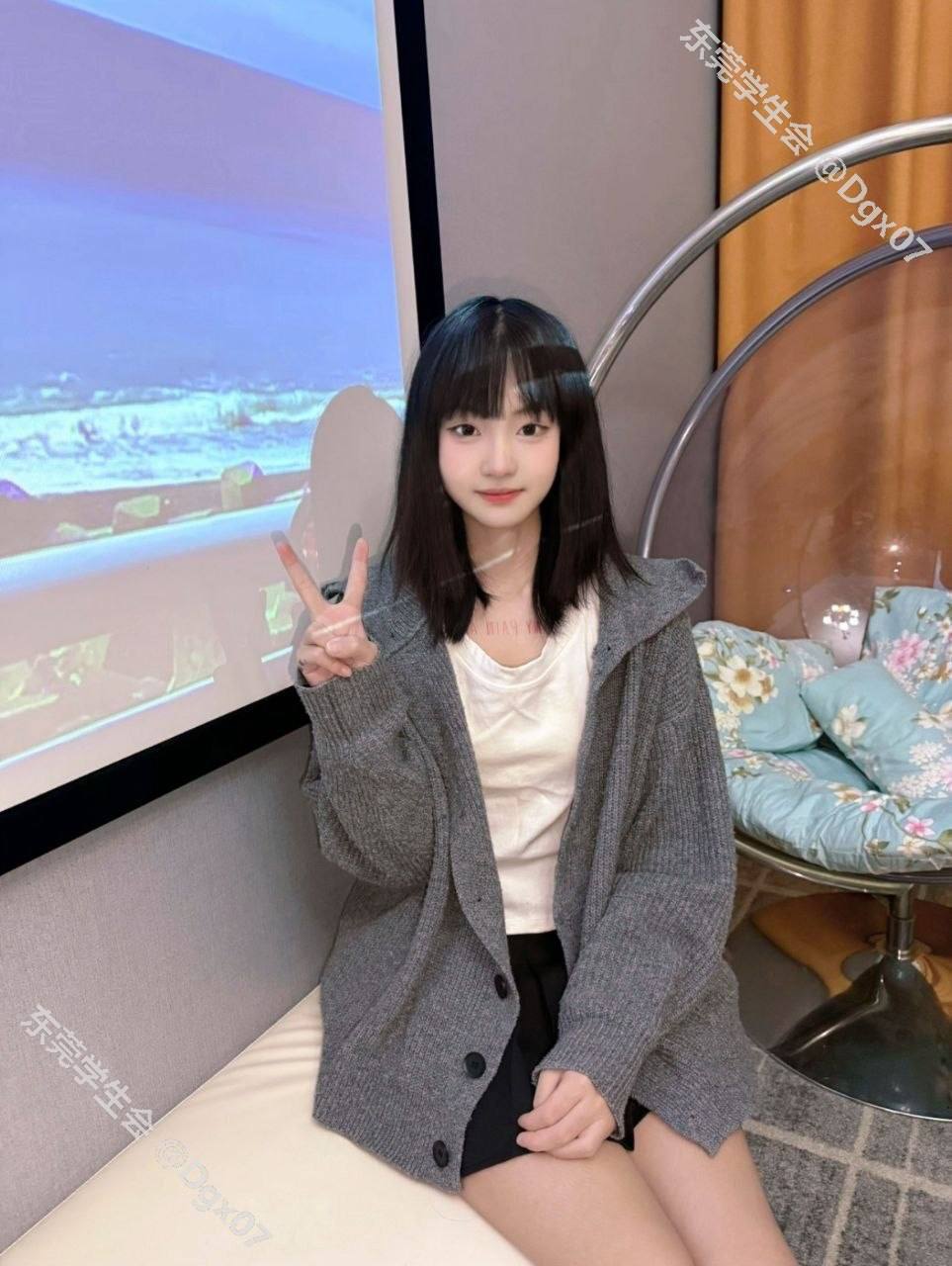 年轻、身材好、服务主动、制服诱惑
