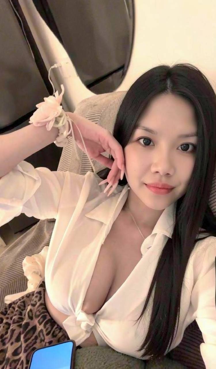 潮喷、丝袜制服、清纯、甜美（河南省、郑州市）资料图片第 5 张