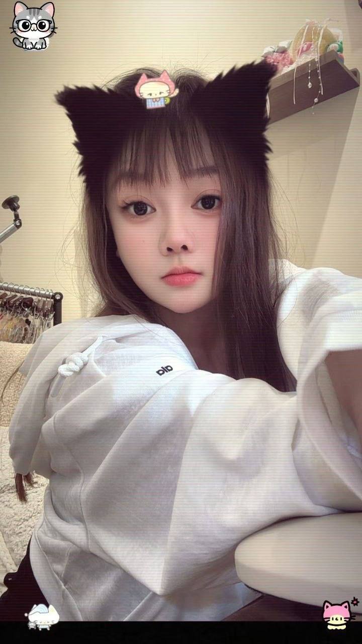 36D、身材匀称、清纯、已验证（上海市、上海市）资料图片第 2 张