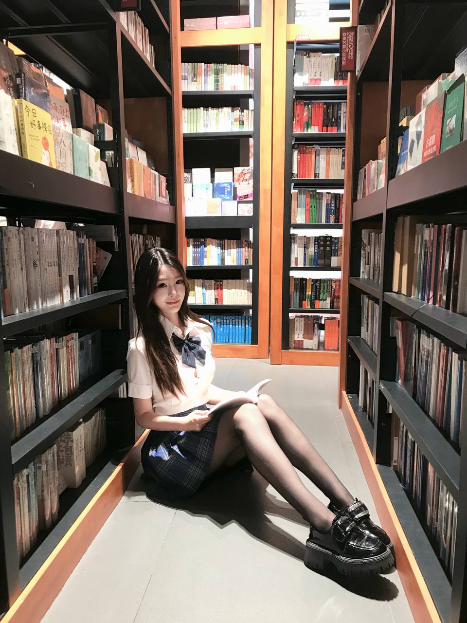 学生兼职、乖巧甜美、皮肤白、性格温柔（广东省、深圳市）资料图片第 2 张