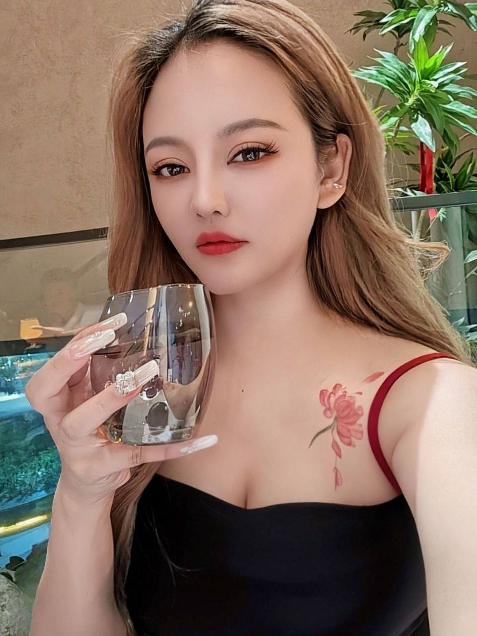 身材好、服务全面、健谈（内蒙古自治区、呼和浩特市）资料图片第 3 张