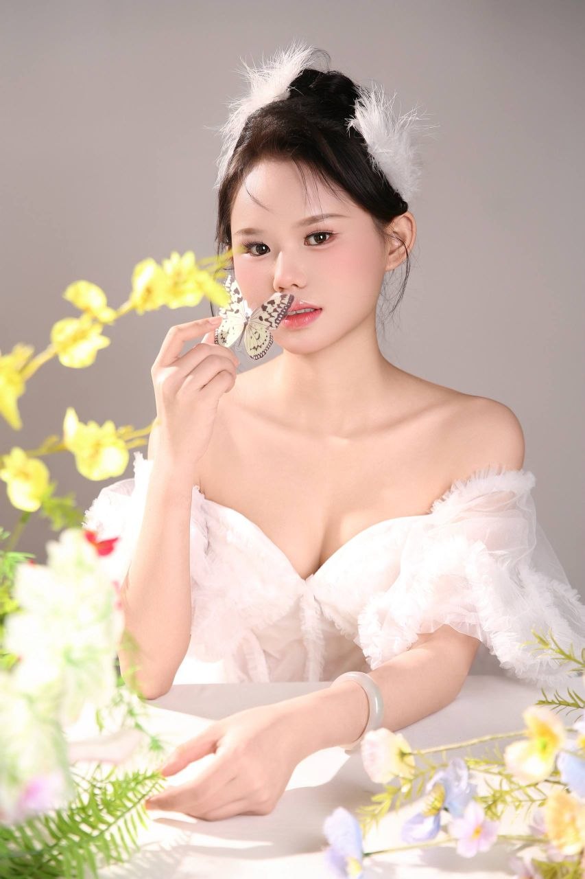 乖巧听话、69舔逼、少女感、黑丝