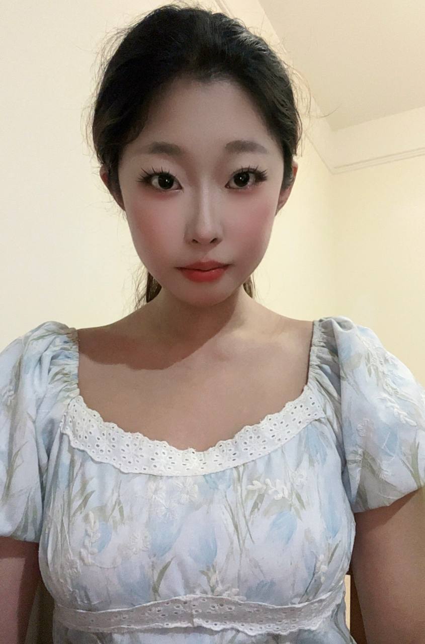 少女感、丝袜诱惑、制服诱惑
