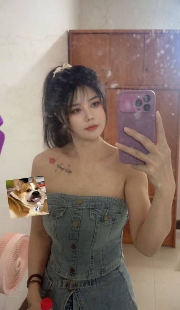 口舌服务、身材苗条、服务热情