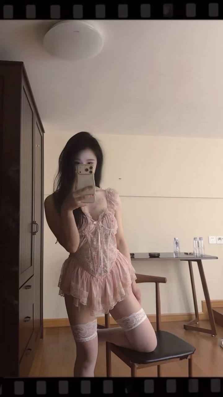 69、丝袜制服、清纯、甜美