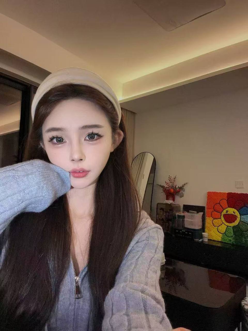少女感、高挑、丰满、乖巧