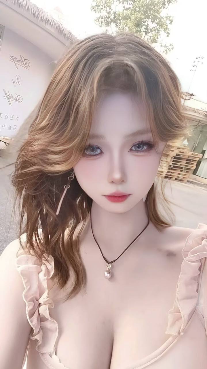 少女感、前凸后翘、服务多